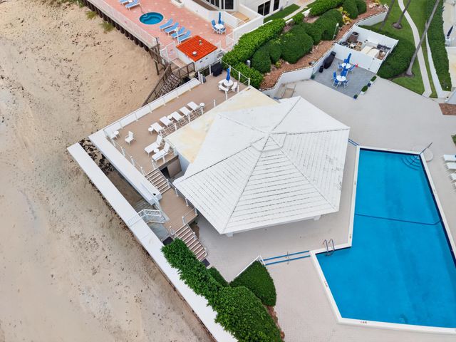 3590 S Ocean Boulevard 807, South Palm Beach, FL 33480
