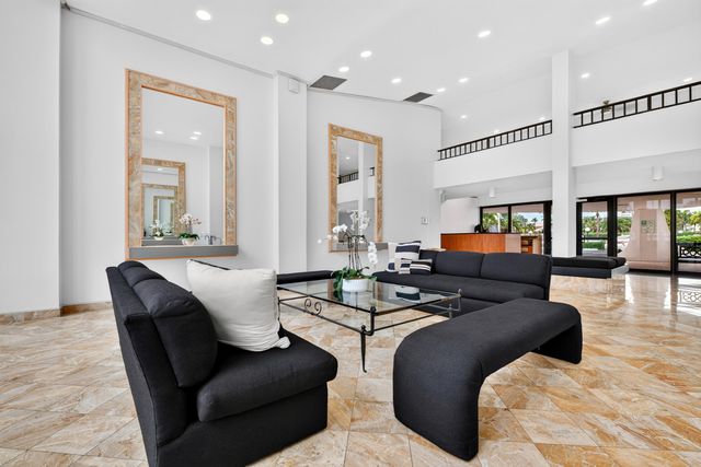 3590 S Ocean Boulevard 807, South Palm Beach, FL 33480