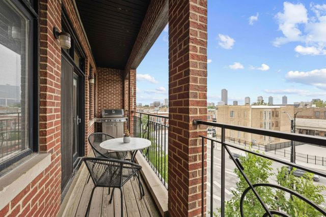 3414 N Sheffield Avenue 4, Chicago, IL 60657