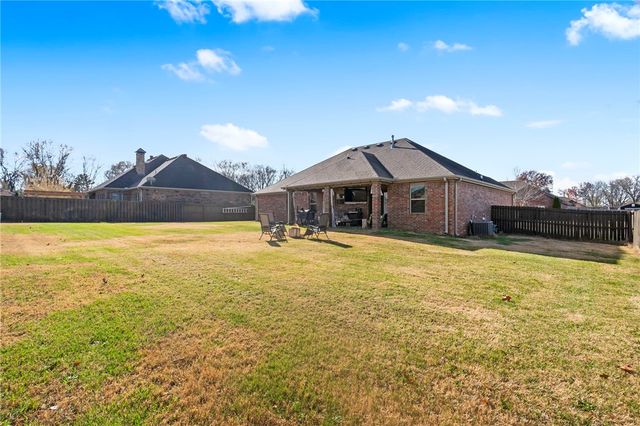 590 Douglas Street, Pea Ridge, AR 72751