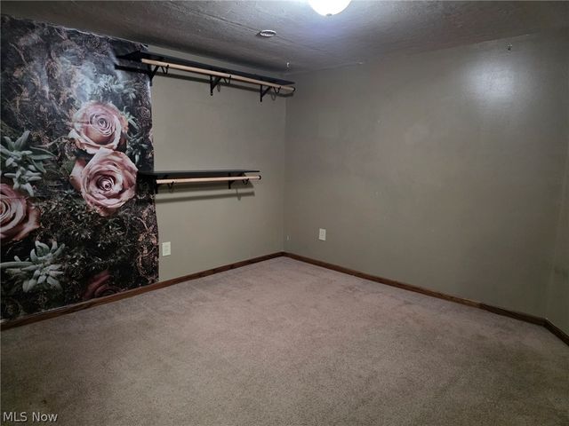 1341 Benton Street, Barberton, OH 44203
