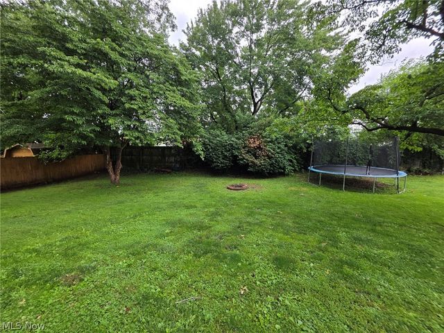 1341 Benton Street, Barberton, OH 44203