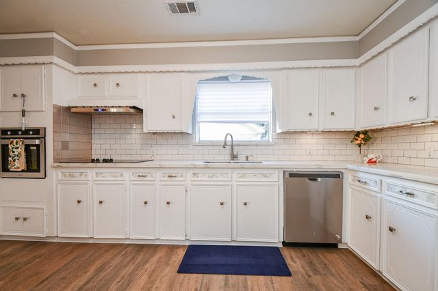 7310 Ridge Oak Drive, Houston, TX 77088