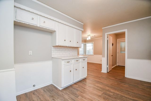 7310 Ridge Oak Drive, Houston, TX 77088