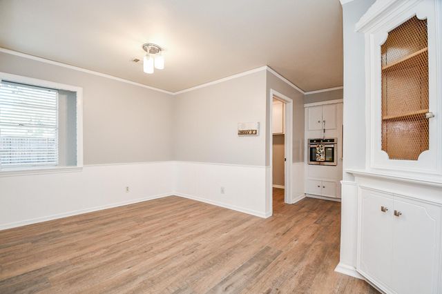 7310 Ridge Oak Drive, Houston, TX 77088