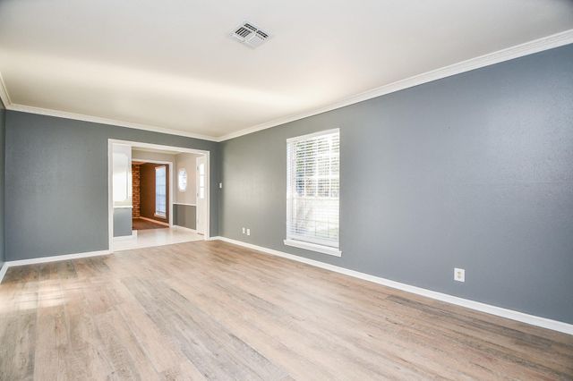 7310 Ridge Oak Drive, Houston, TX 77088