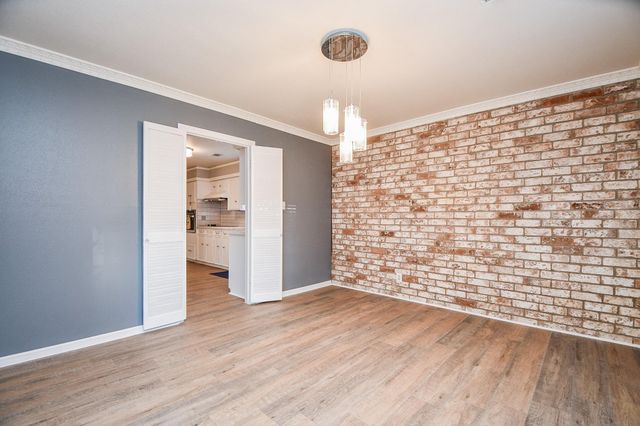 7310 Ridge Oak Drive, Houston, TX 77088