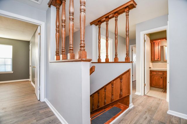 7310 Ridge Oak Drive, Houston, TX 77088