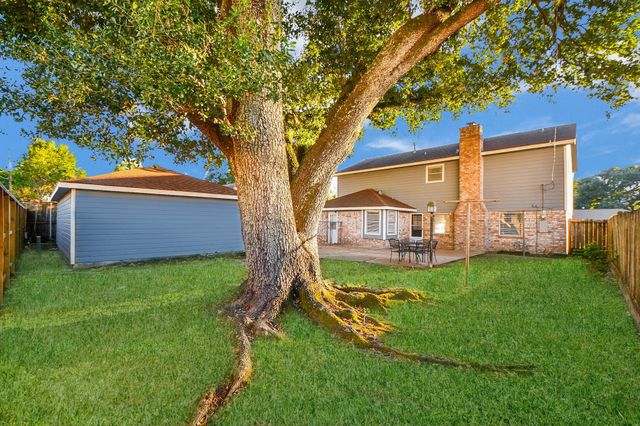 7310 Ridge Oak Drive, Houston, TX 77088