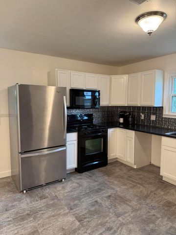 602 8th Street, Wolfforth, TX 79382