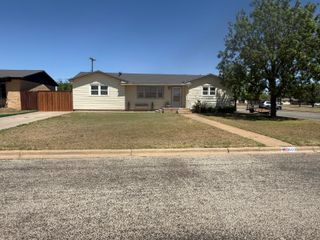 602 8th Street, Wolfforth, TX 79382