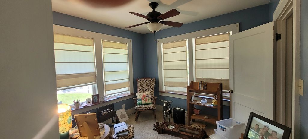 Image 10 of property listing at 1010 Wilshire Drive, Mt Vernon, IL 62864