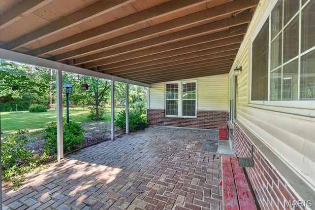 3041 Wintergreen Drive, Florissant, MO 63033