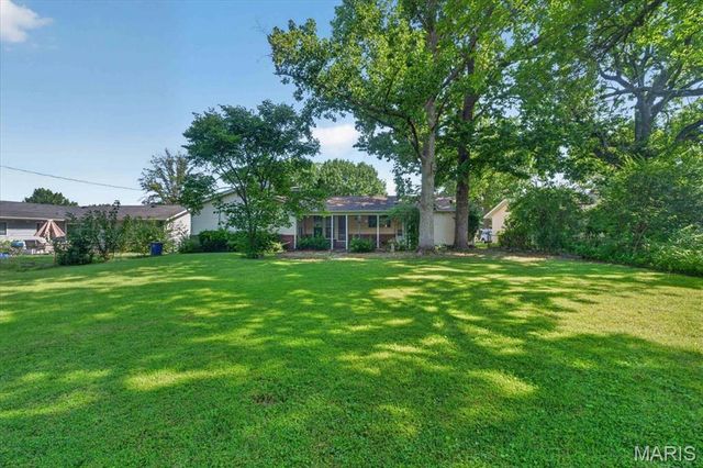 3041 Wintergreen Drive, Florissant, MO 63033