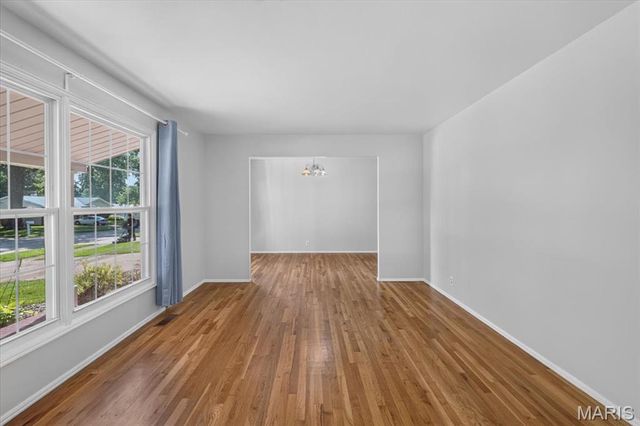 3041 Wintergreen Drive, Florissant, MO 63033