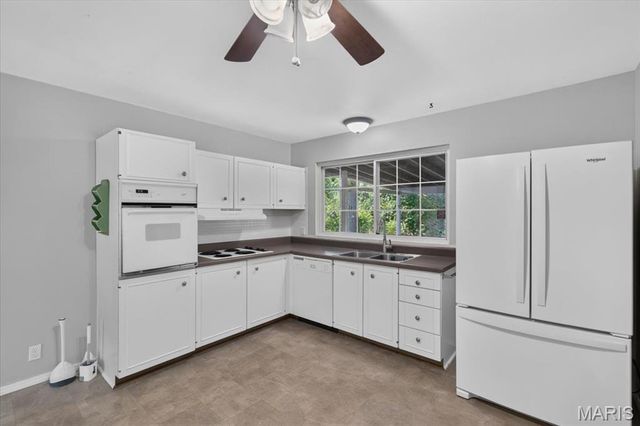 3041 Wintergreen Drive, Florissant, MO 63033