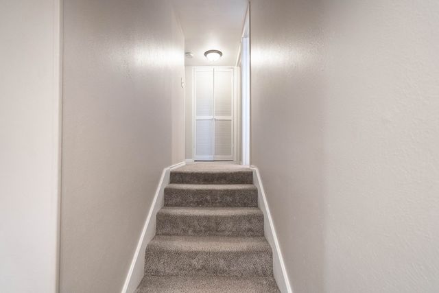 2200 Whitney Dr, Midland, TX 79705