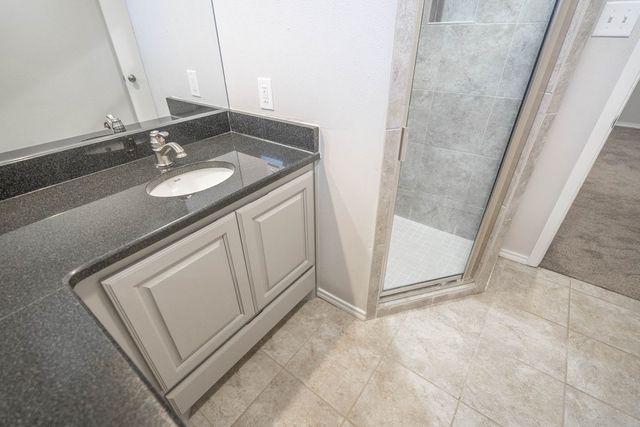 2200 Whitney Dr, Midland, TX 79705