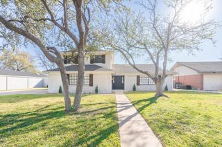 2200 Whitney Dr, Midland, TX 79705