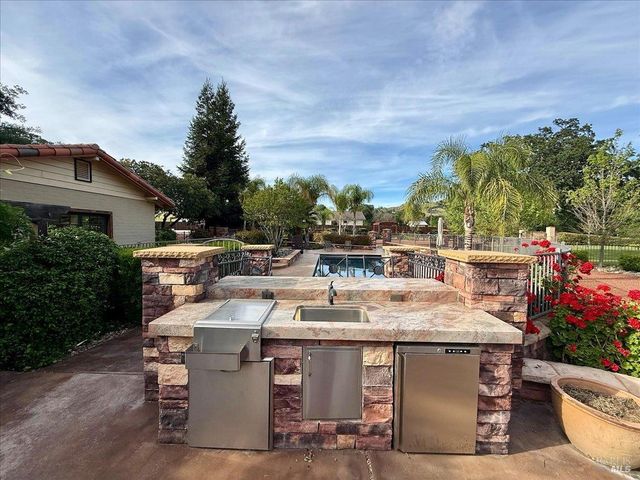 7295 Pleasants Valley Rd, Vacaville, CA 95688