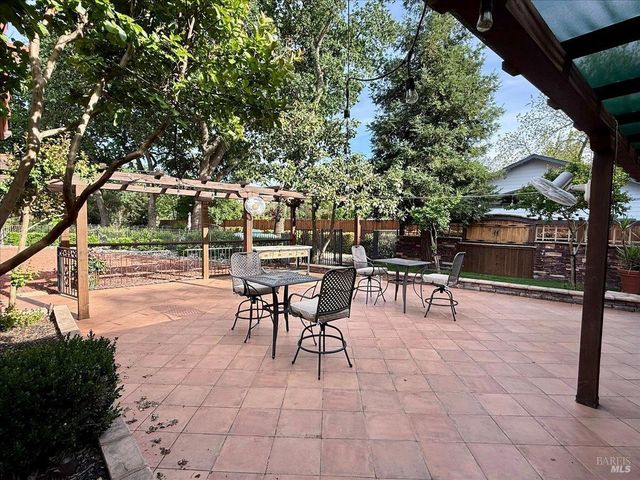 7295 Pleasants Valley Rd, Vacaville, CA 95688