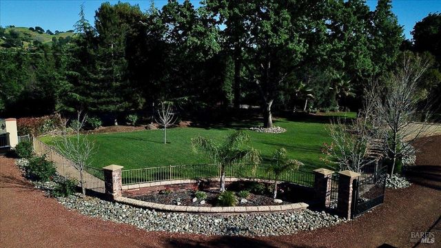 7295 Pleasants Valley Rd, Vacaville, CA 95688