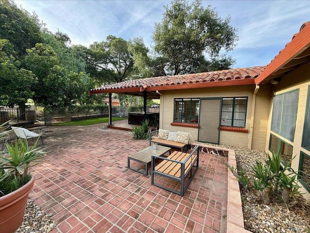 7295 Pleasants Valley Rd, Vacaville, CA 95688