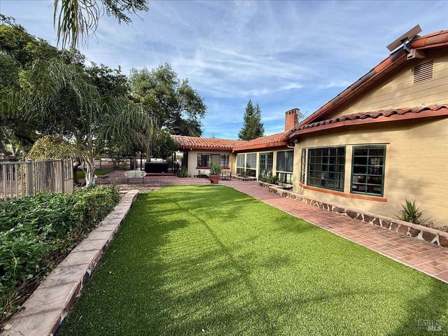 7295 Pleasants Valley Rd, Vacaville, CA 95688