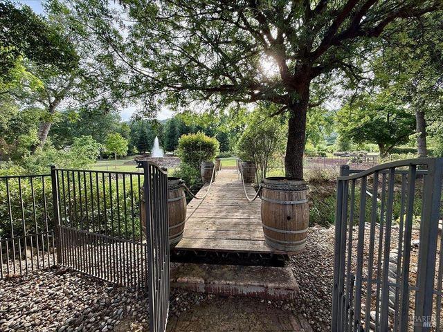 7295 Pleasants Valley Rd, Vacaville, CA 95688