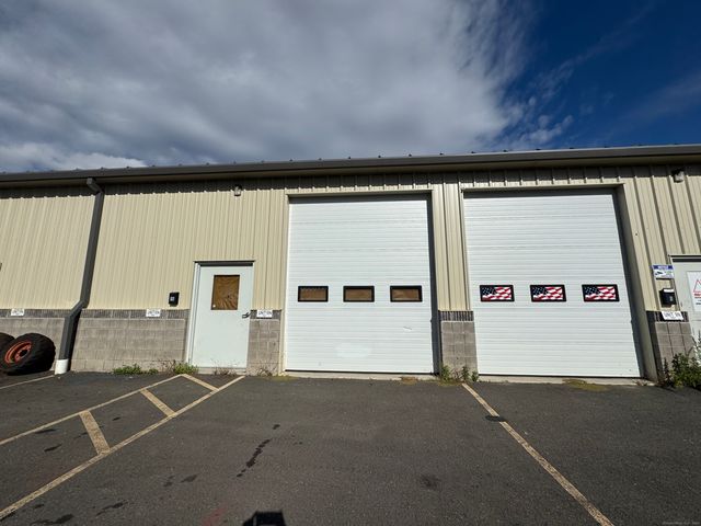 399 Ledyard Street, Hartford, CT 06114