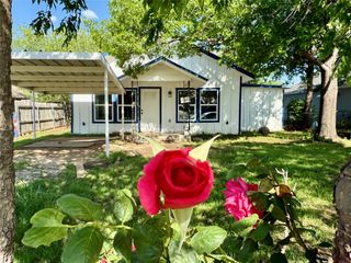 825 Texas Street, Graham, TX 76450