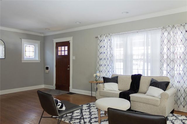 7051 Nashville Avenue, St Louis, MO 63117