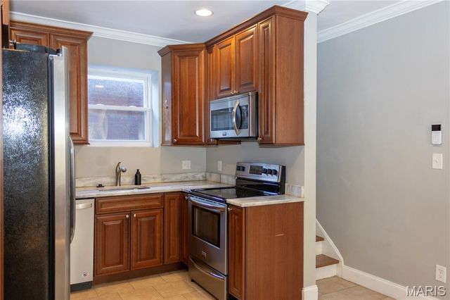 7051 Nashville Avenue, St Louis, MO 63117