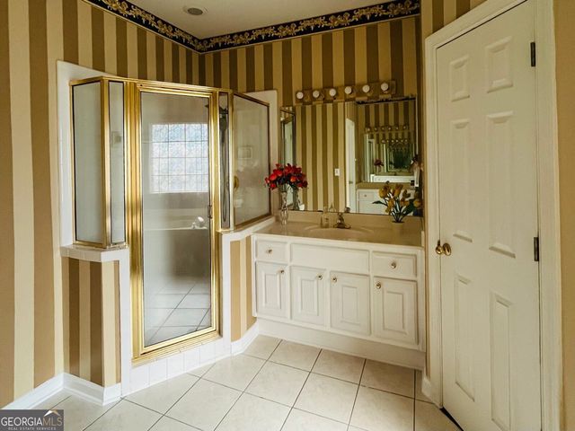 1254 Riversand Lane SW, Lilburn, GA 30047