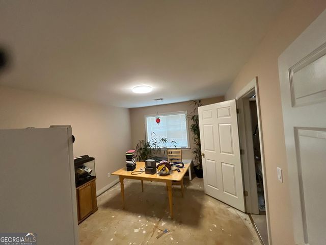 1254 Riversand Lane SW, Lilburn, GA 30047