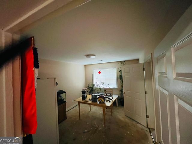 1254 Riversand Lane SW, Lilburn, GA 30047