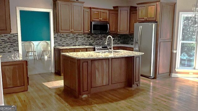 1254 Riversand Lane SW, Lilburn, GA 30047