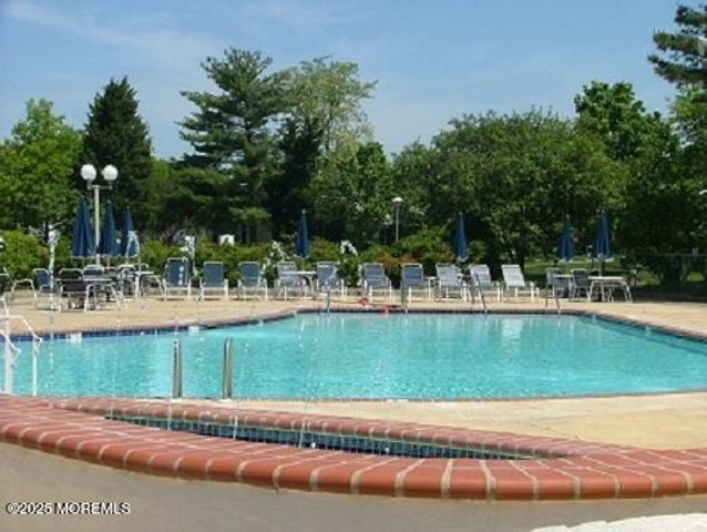 326B Coventry Court, Lakewood, NJ 08701