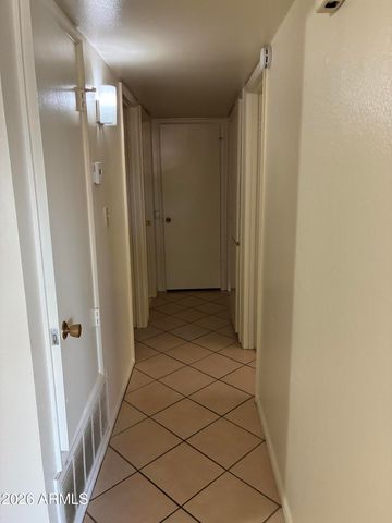 1439 W HUNTINGTON Drive, Tempe, AZ 85282