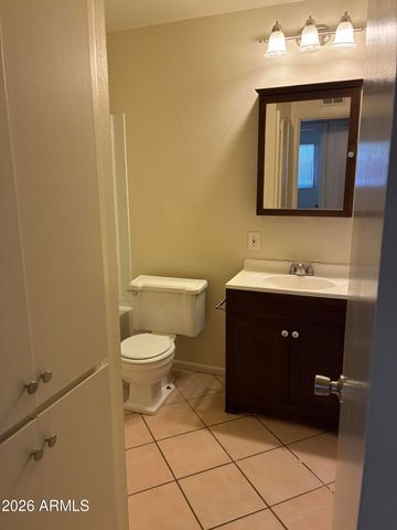 1439 W HUNTINGTON Drive, Tempe, AZ 85282
