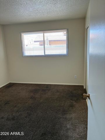 1439 W HUNTINGTON Drive, Tempe, AZ 85282