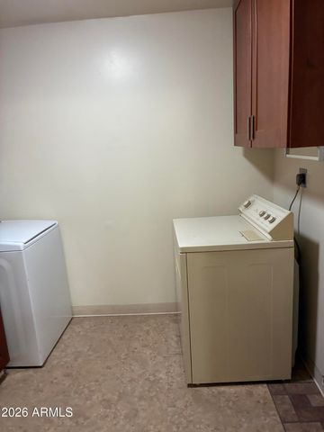 1439 W HUNTINGTON Drive, Tempe, AZ 85282