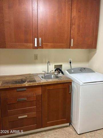 1439 W HUNTINGTON Drive, Tempe, AZ 85282