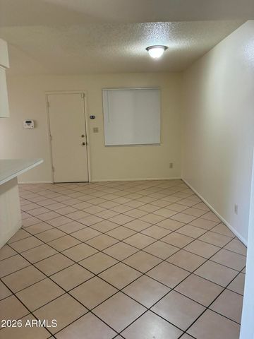 1439 W HUNTINGTON Drive, Tempe, AZ 85282