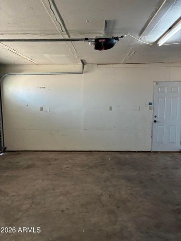 1439 W HUNTINGTON Drive, Tempe, AZ 85282