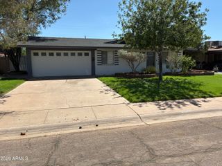 1439 W HUNTINGTON Drive, Tempe, AZ 85282