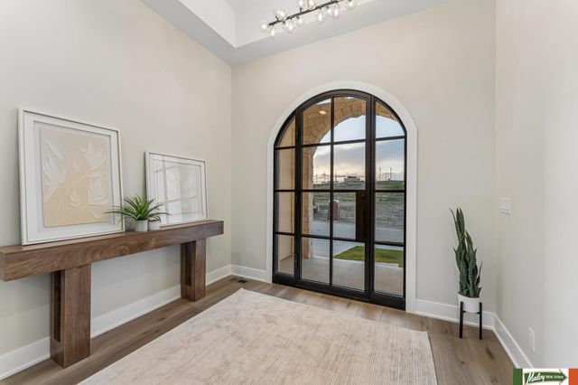 20123 Zander Court, Omaha, NE 68022
