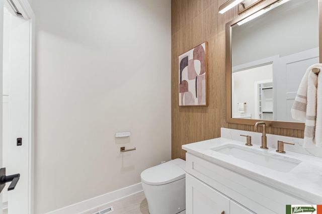 20123 Zander Court, Omaha, NE 68022