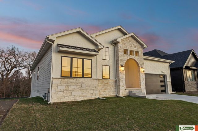 20123 Zander Court, Omaha, NE 68022