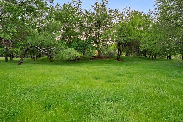 308 Sunset Drive, Corsicana, TX 75110